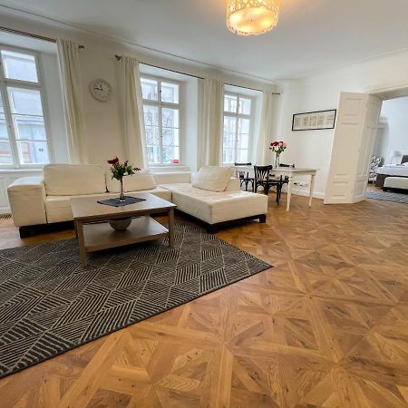 U Obecního dvora 3 - Old Town Apartment Praha Exteriér fotografie
