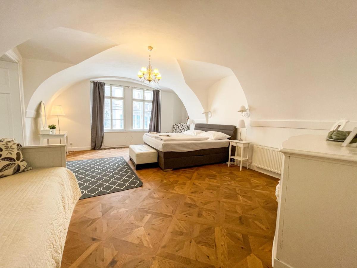 U Obecního dvora 3 - Old Town Apartment Praha Exteriér fotografie